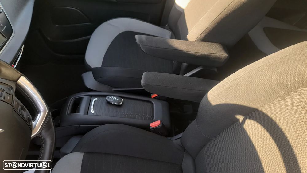 Citroën C4 Picasso 1.6 e-HDi Seduction ETG6 - 23