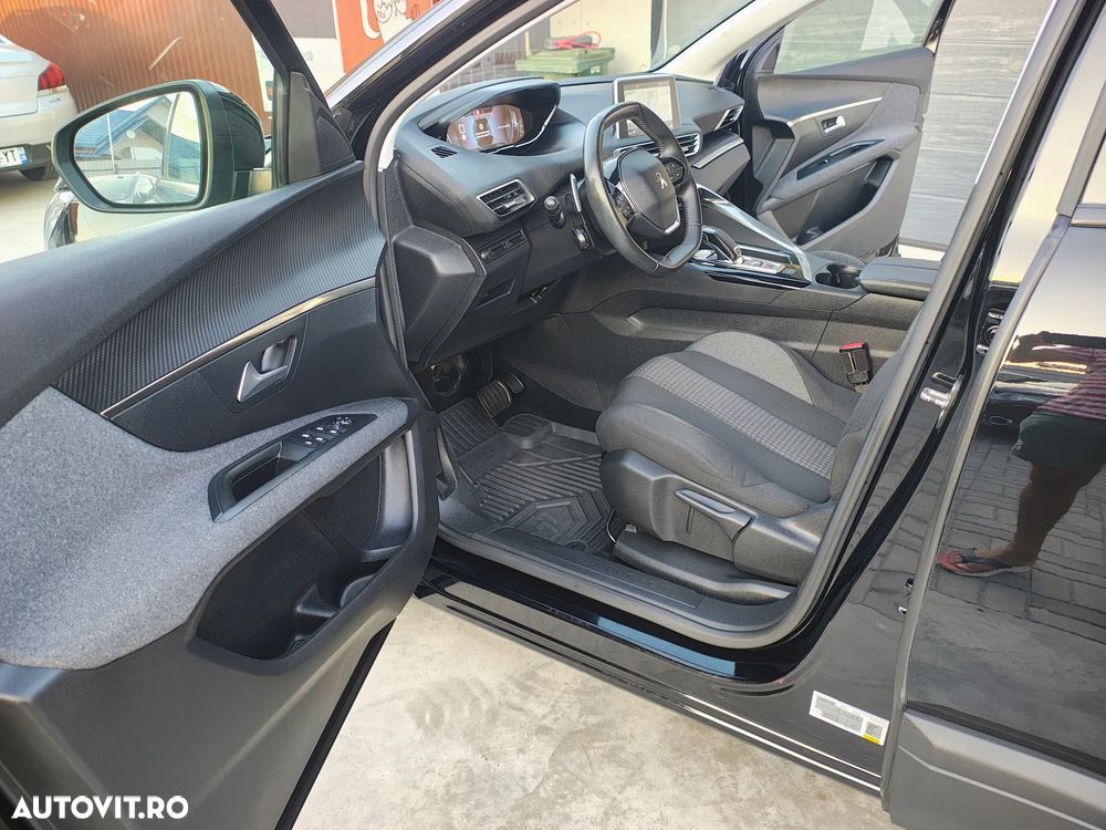 Peugeot 3008 BlueHDi 130 Stop & Start EAT8 Active Business-Paket - 24