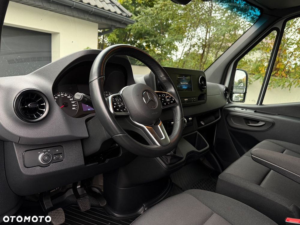 Mercedes-Benz Sprinter 317 - 16
