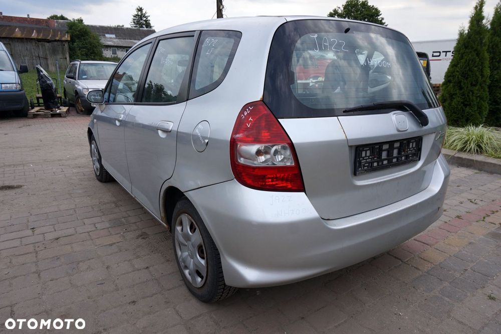 HONDA JAZZ II HB 2006 NH700M 1.2 8V L12A1 78KM SREBRNY na części - 3