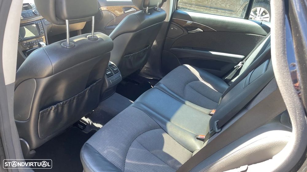 Mercedes-Benz E 220 CDi Avantgarde Aut. - 3