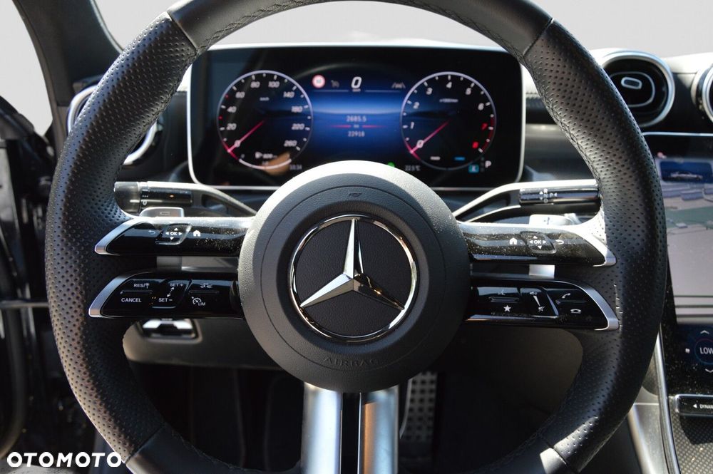 Mercedes-Benz Klasa C 180 mHEV AMG - 15