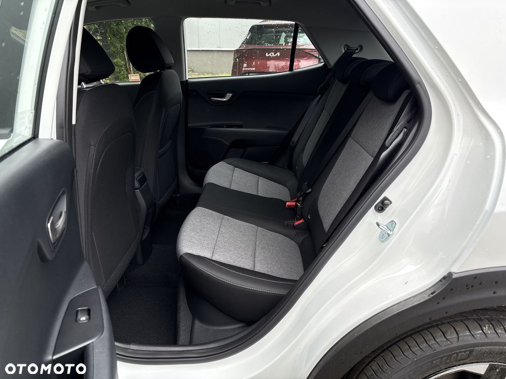 Kia Stonic 1.0 T-GDI M - 13