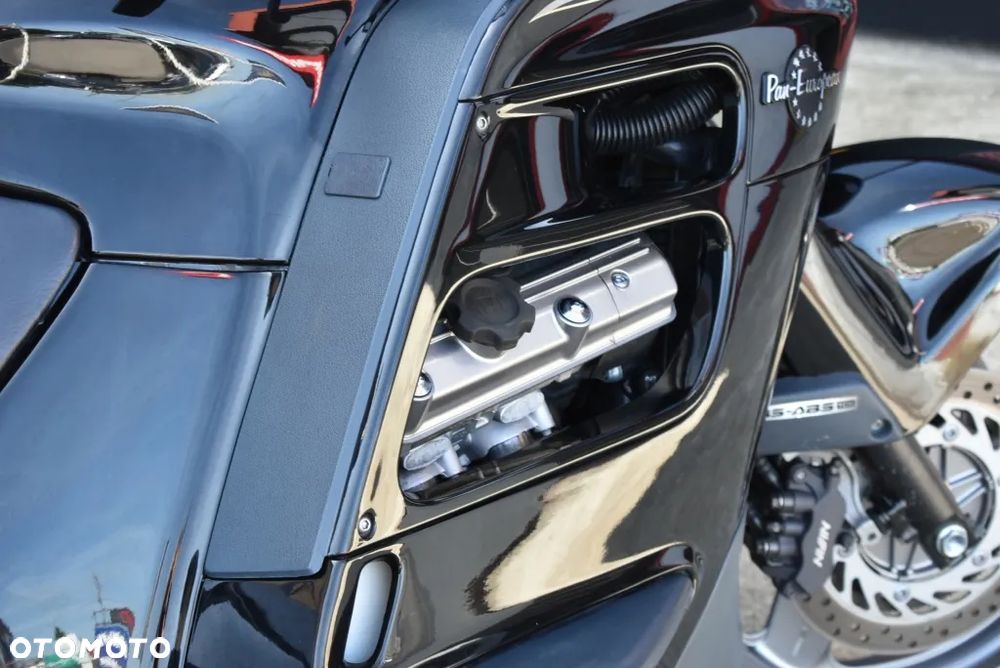 Honda ST - 35