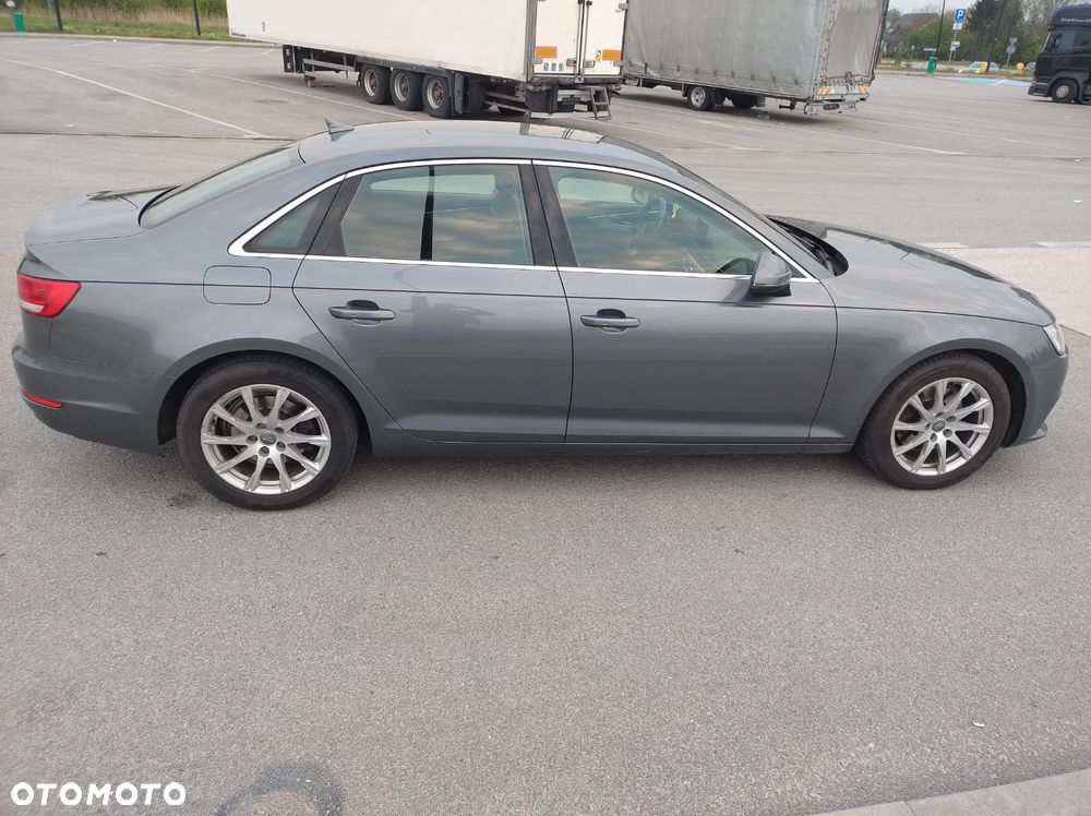 Audi A4 Limousine 2.0 TDI S tronic - 2