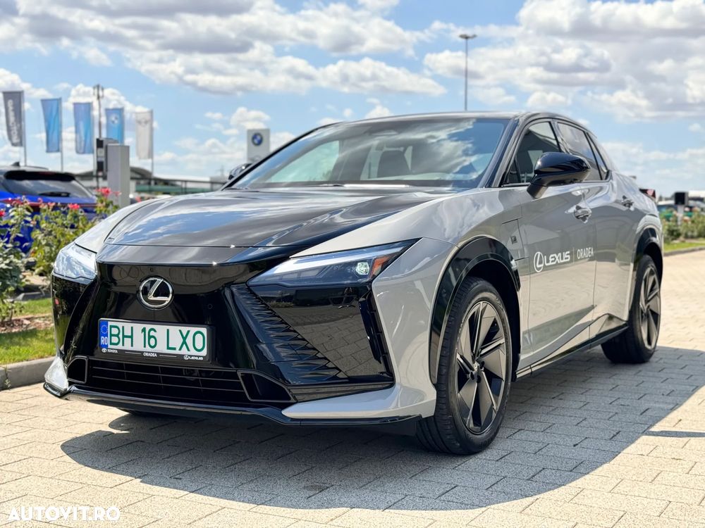 Lexus RZ 550e F SPORT - 3