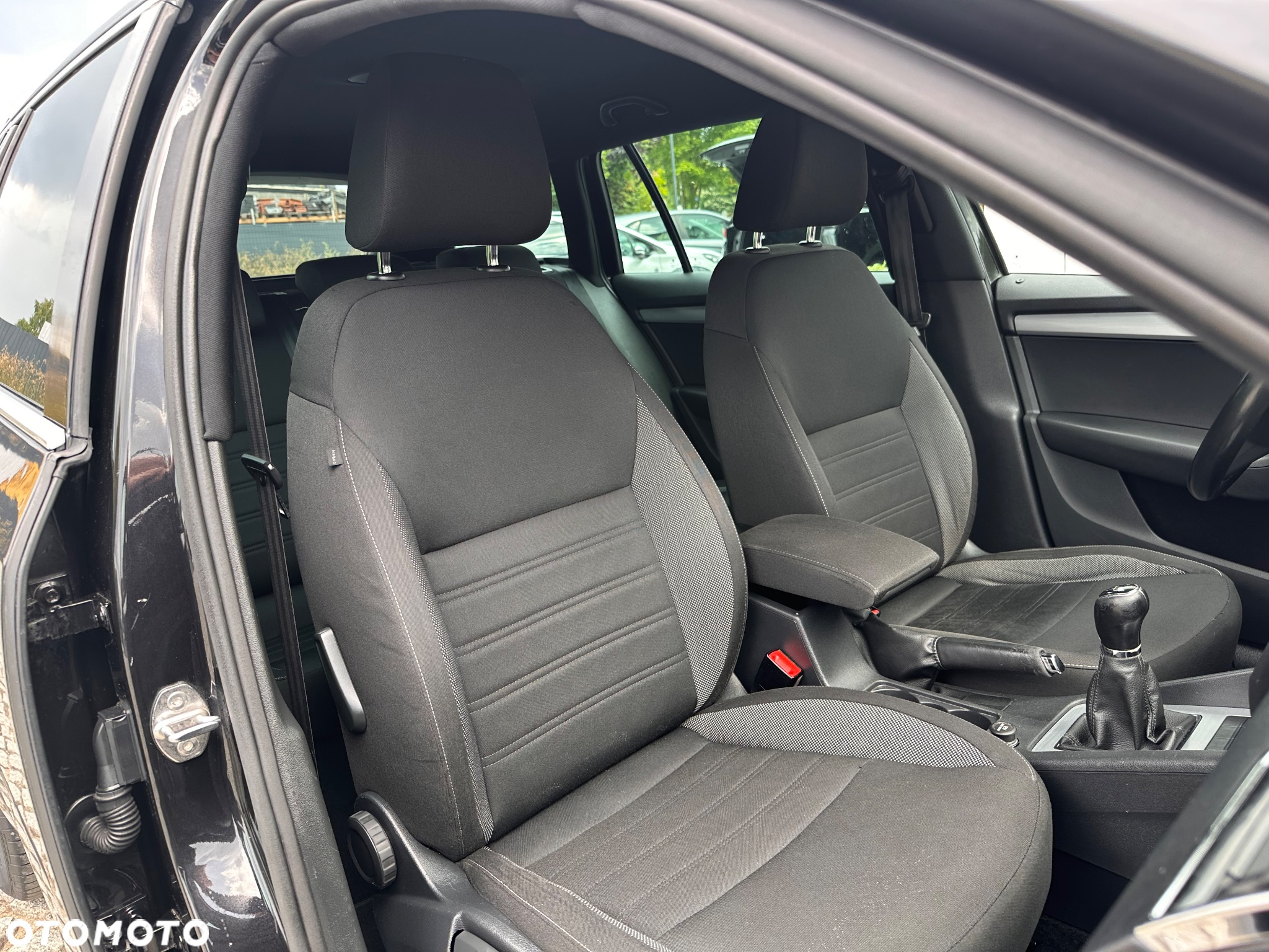 Skoda Octavia 1.6 TDI Business - 6