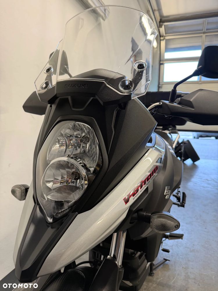 Suzuki V-STROM - 23