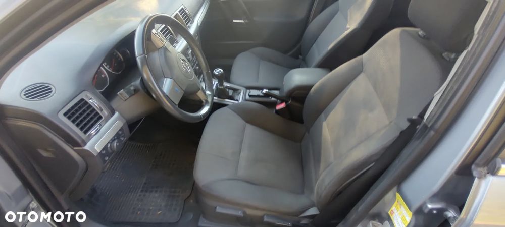 Opel Vectra 1.9 CDTI - 2