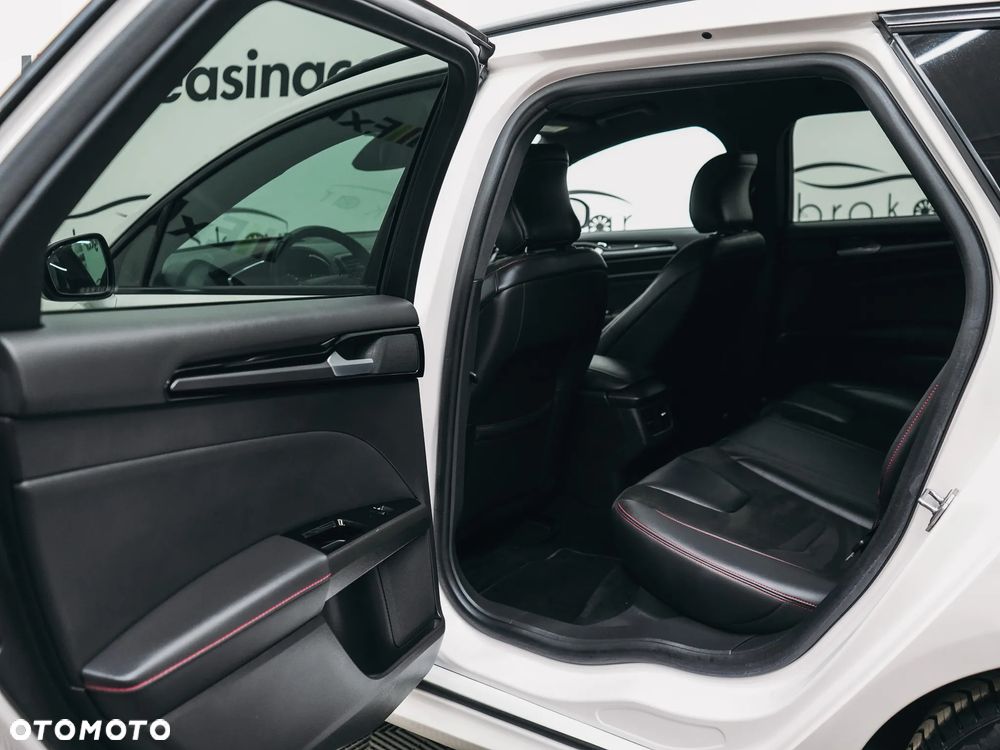 Ford Mondeo 2.0 EcoBlue ST-Line - 26