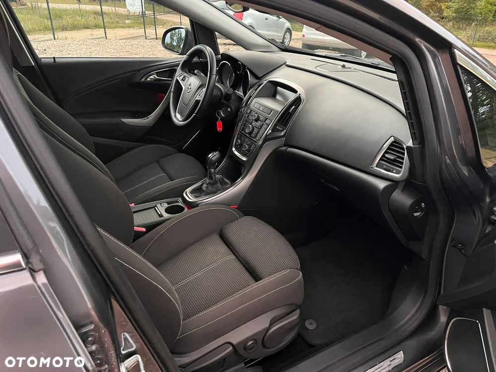 Opel Astra 2.0 CDTI DPF Cosmo - 18
