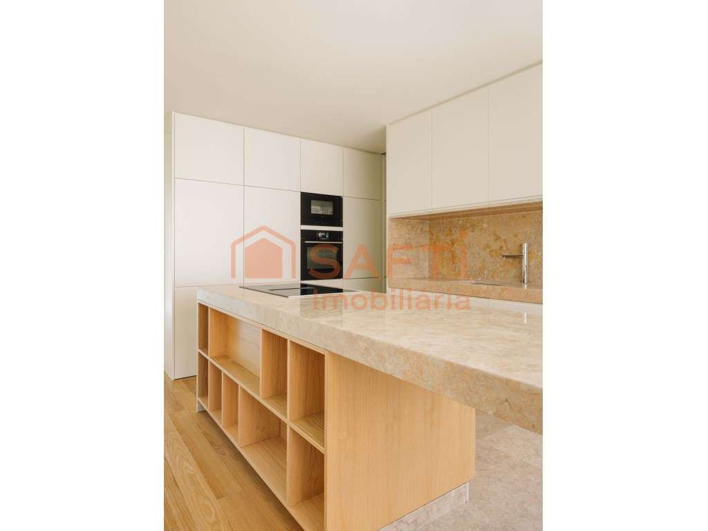Moradia de 4 pisos com varandas, jardins e garagem - Grande imagem: 5/30