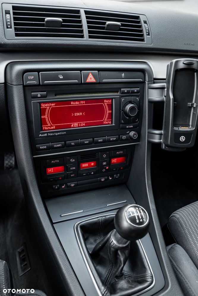 Audi A4 Avant 2.0 TDI - 34