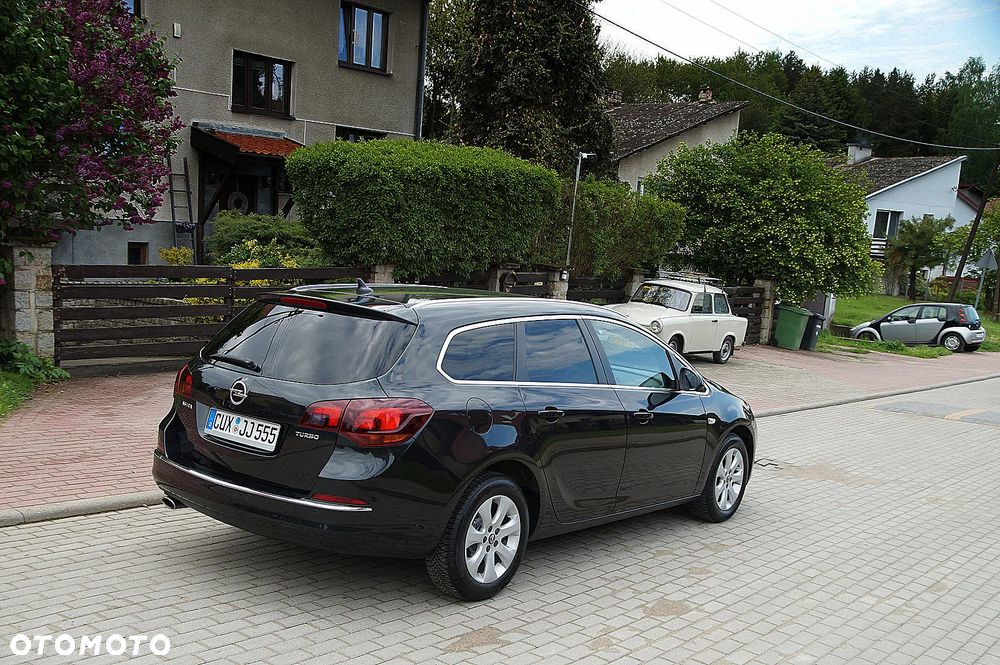 Opel Astra 1.4 T Cosmo S&S - 7
