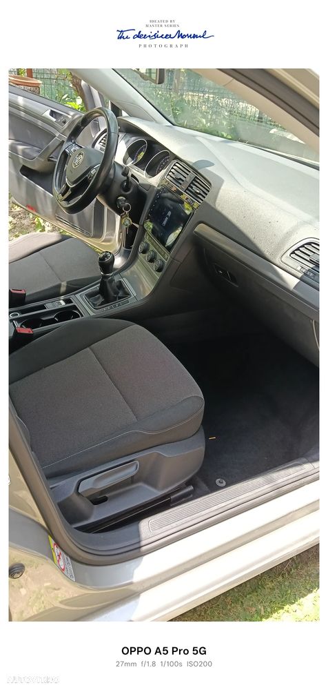 Volkswagen Golf 1.6 TDI BlueMotion Technology Comfortline - 13