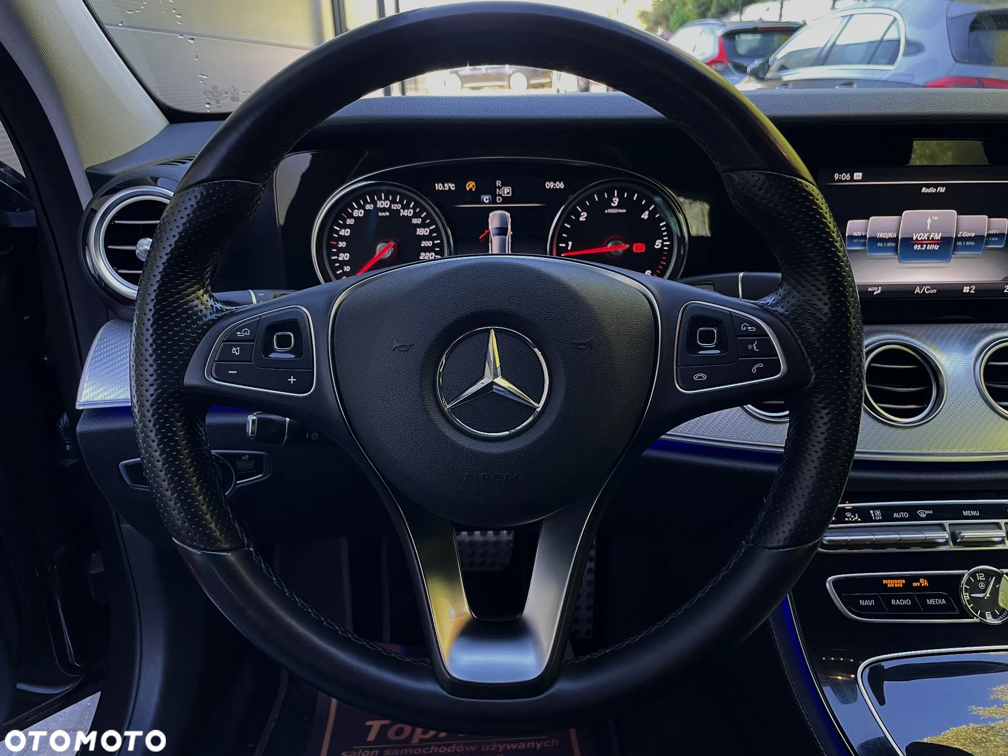 Mercedes-Benz Klasa E 220 d 4Matic T All-Terrain 9G-TRONIC Exclusive - 22