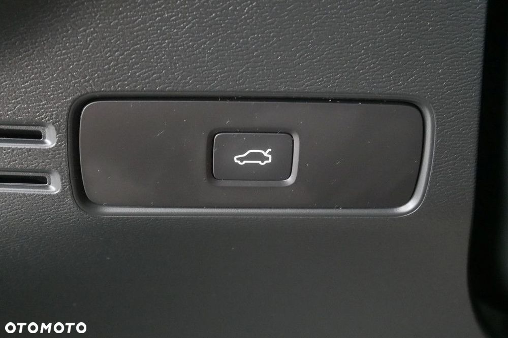 Volvo XC 40 - 18