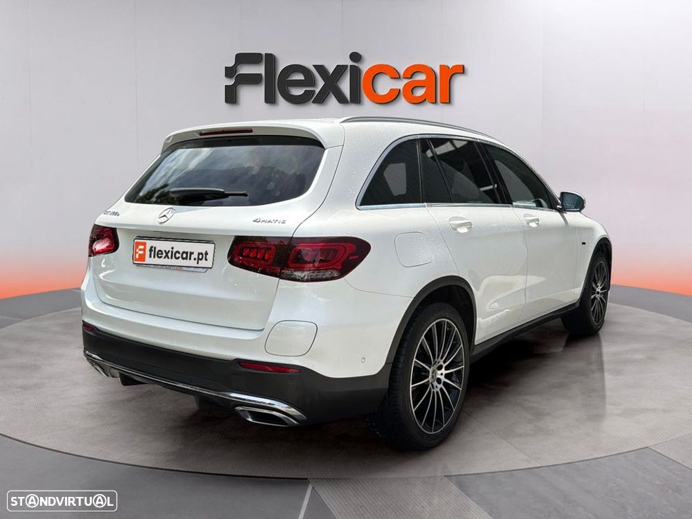 Mercedes-Benz GLC 300 e 4Matic - 6