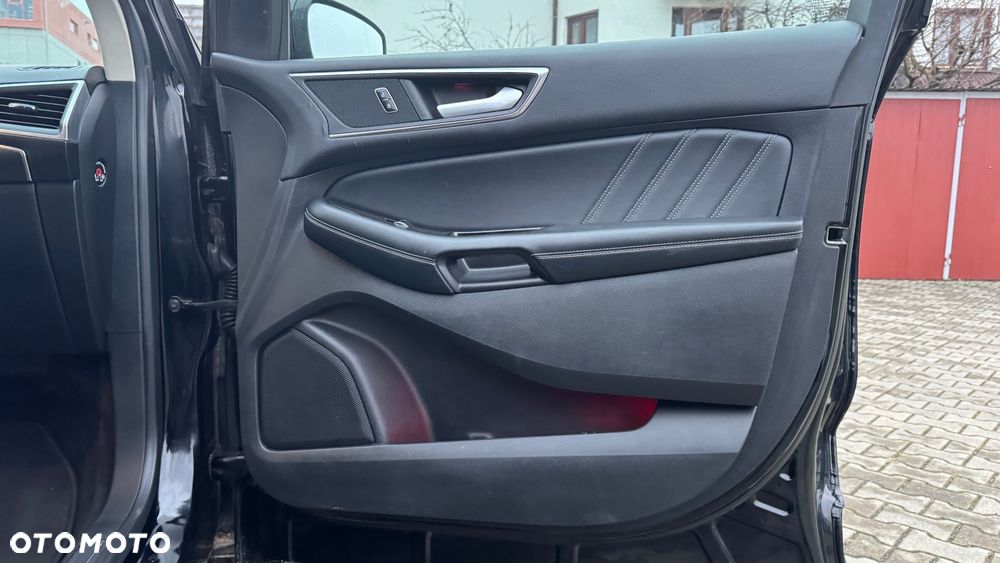 Ford Edge - 23