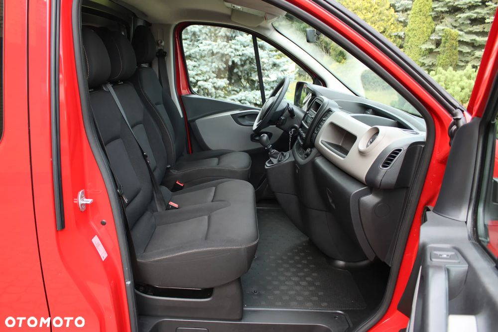 Renault Trafic - 19