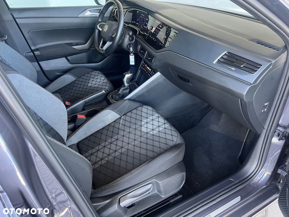 Volkswagen Taigo 1.5 TSI OPF DSG R-Line - 32