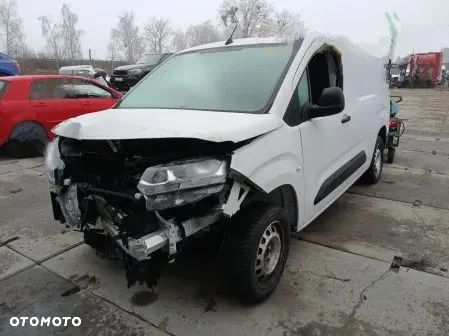 Toyota PROACE CITY wersja LONG + części do naprawy. - 1