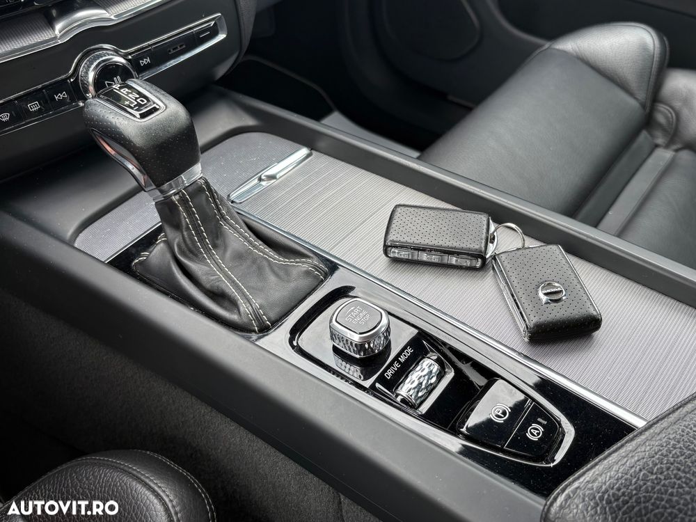 Volvo XC 60 - 19