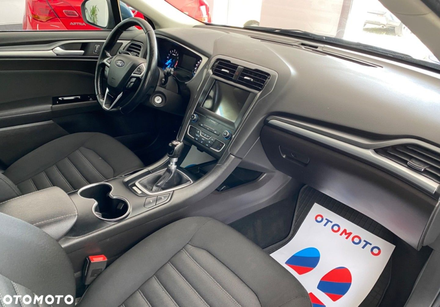 Ford Mondeo - 11