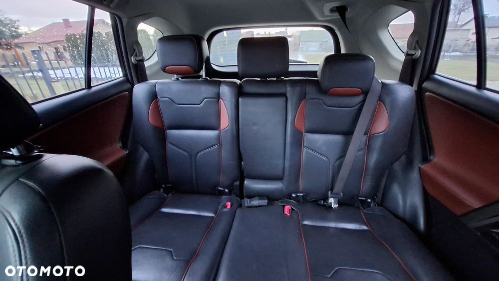 Toyota RAV4 - 6