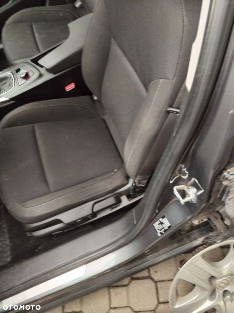 Opel Insignia 2.0 CDTI - 7