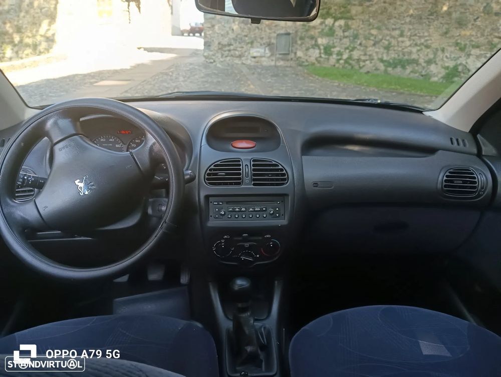 Peugeot 206 1.1 XR Présence - 13