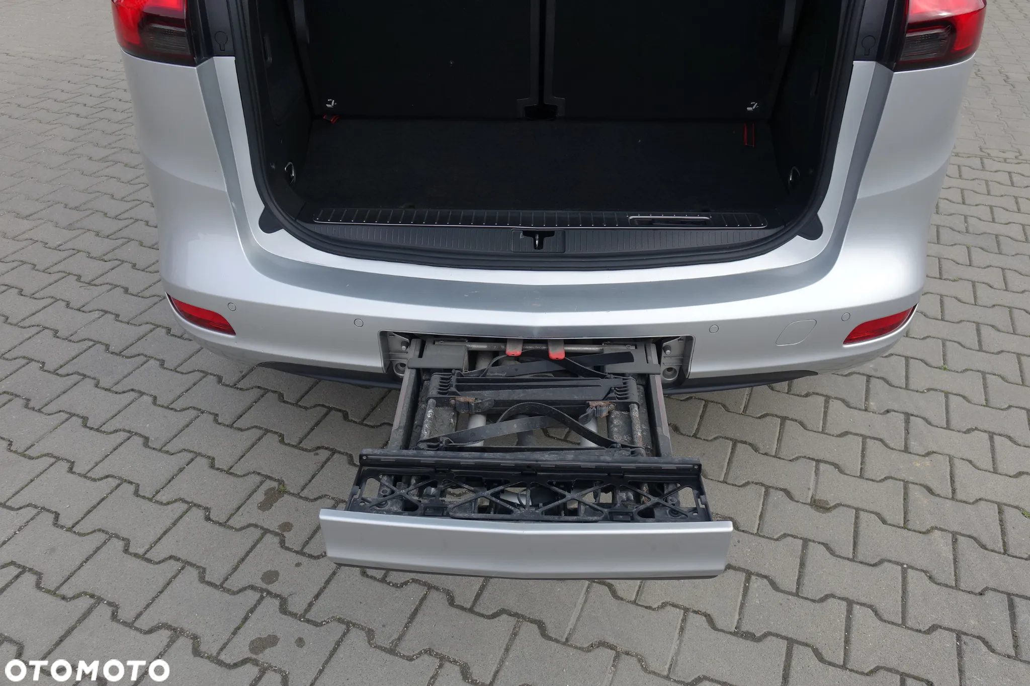 Opel Zafira 1.4 T Cosmo - 11
