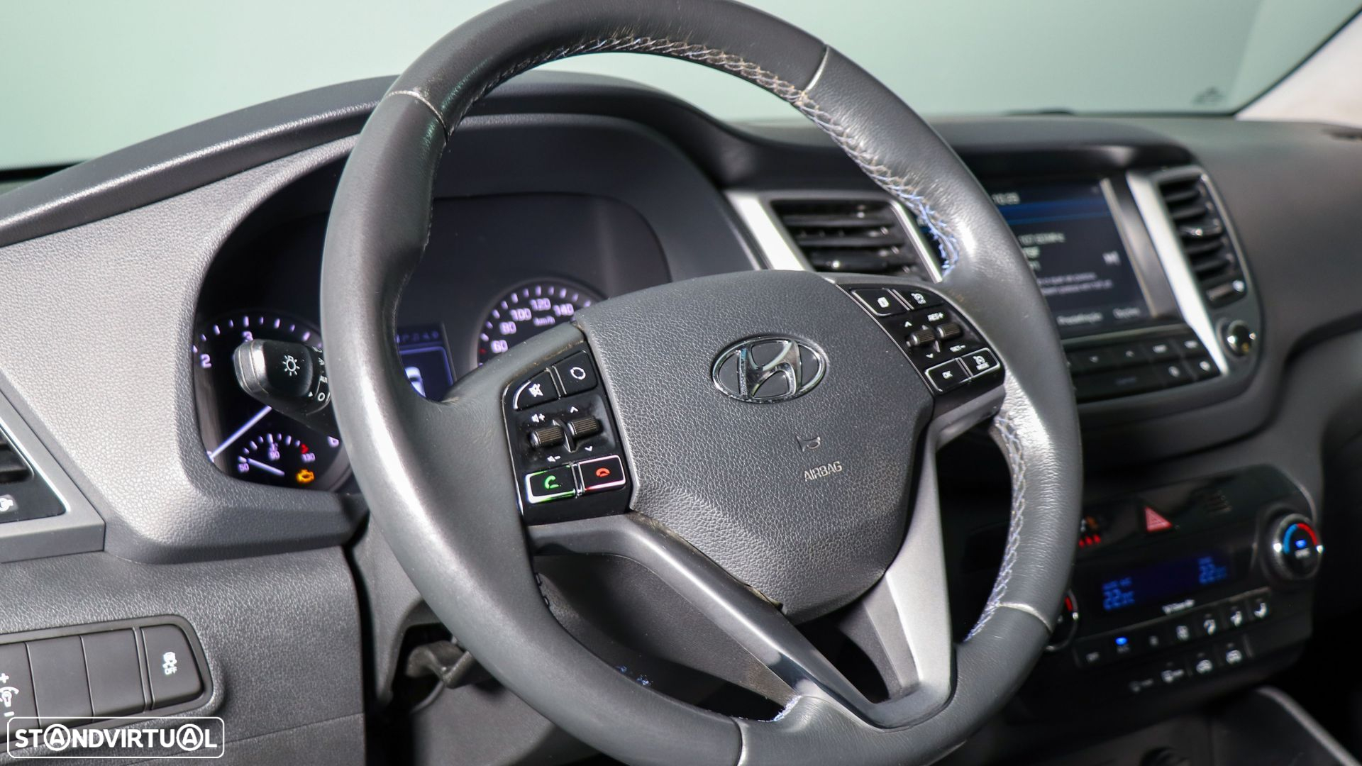 Hyundai Tucson - 12