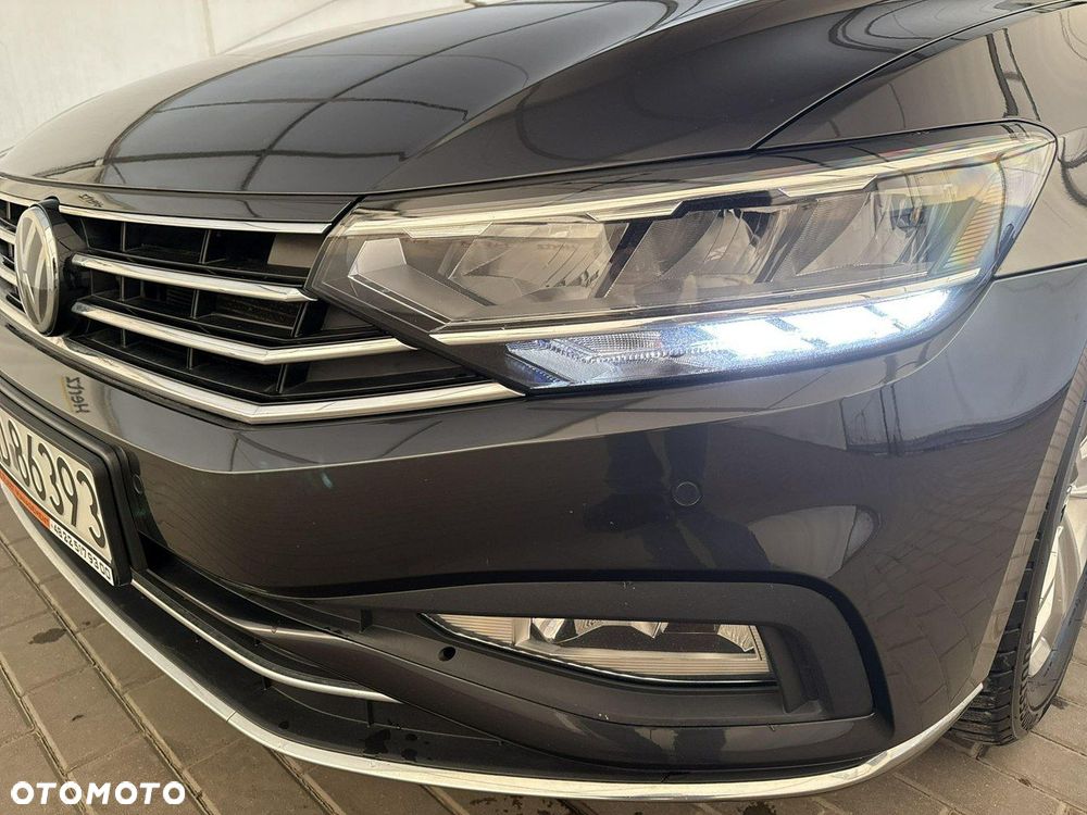 Volkswagen Passat - 28