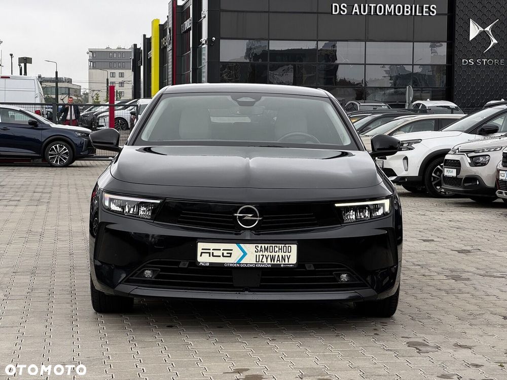 Opel Astra 2023 photo 3