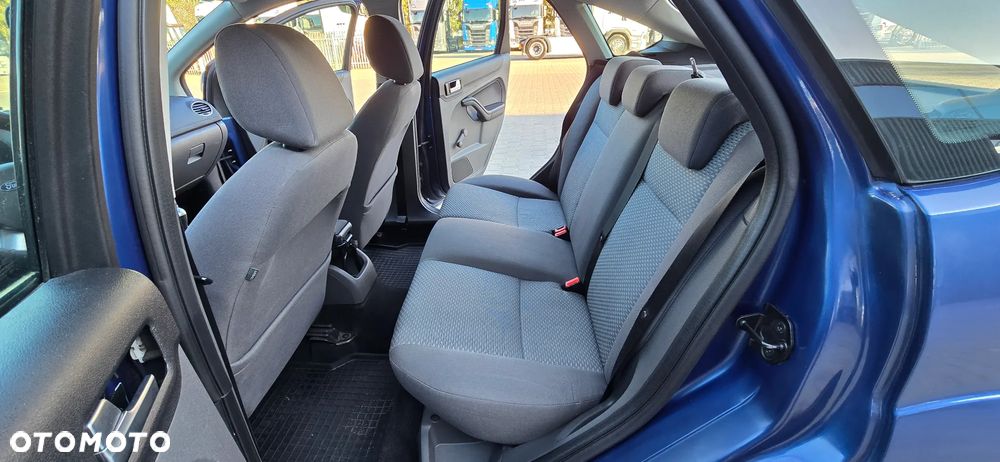 Ford Focus 1.6 16V Sport - 7