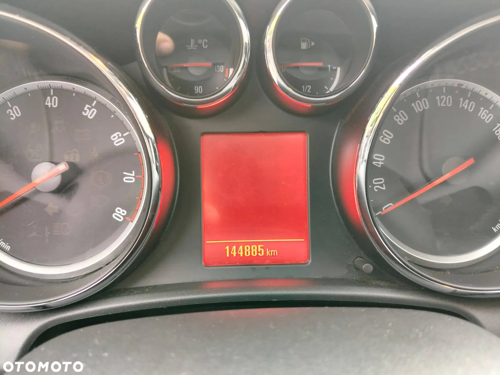 Opel Astra GTC 1.4 Turbo - 11