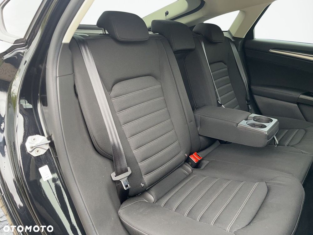 Ford Mondeo - 13
