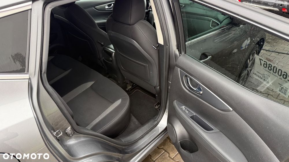 Nissan Qashqai 1.7 dCi Visia - 10