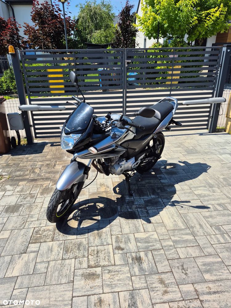 Honda CBF - 1