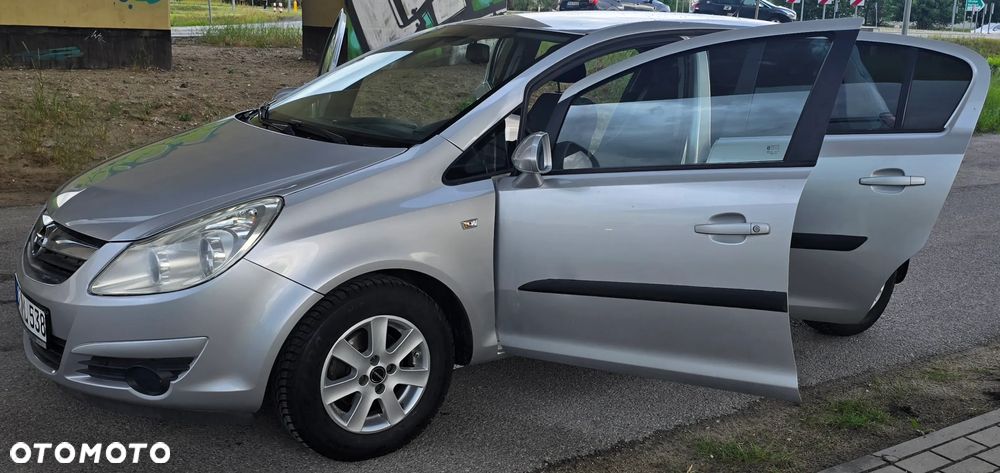 Opel Corsa 1.4 16V Cosmo - 21