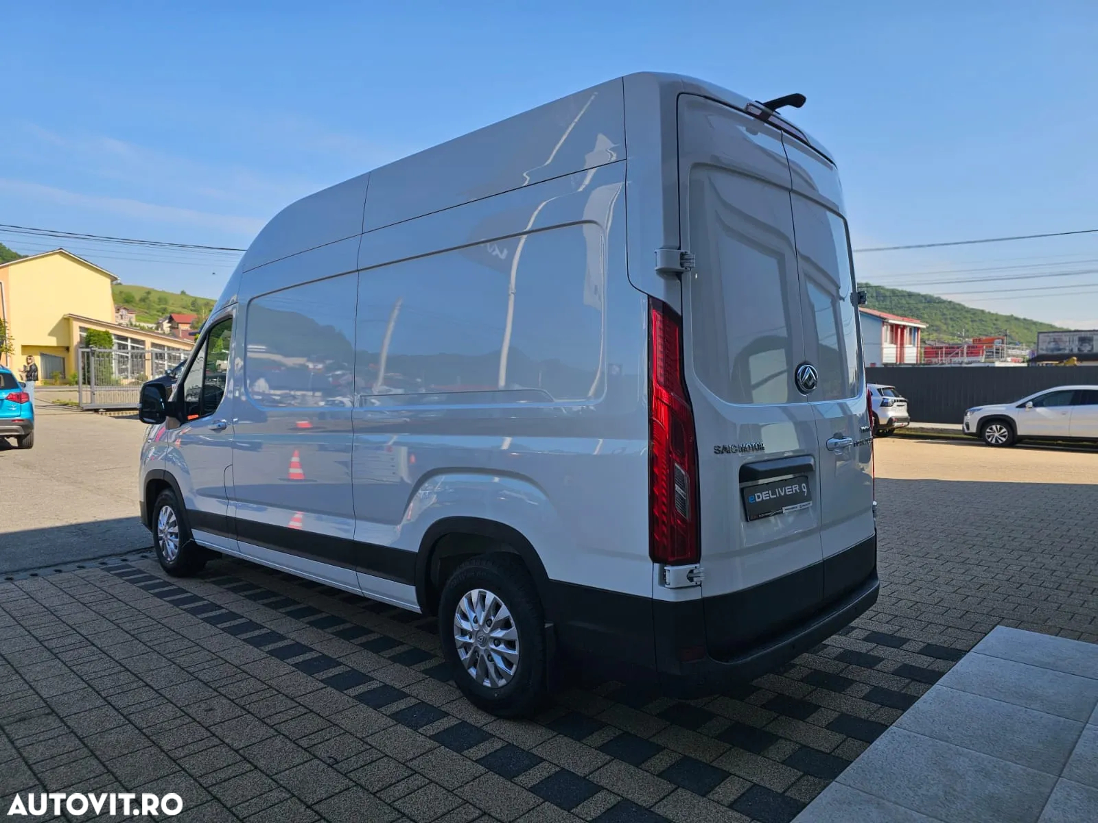 Maxus e Deliver 9 - 10