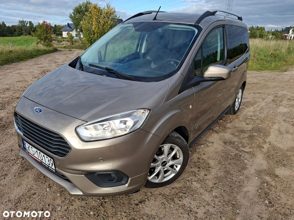 Ford Tourneo Courier 1.0 EcoBoost Titanium - 1