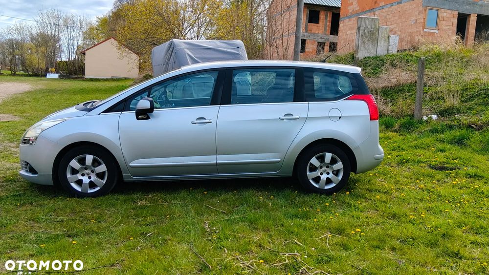 Peugeot 5008 1.6 HDi Premium - 8