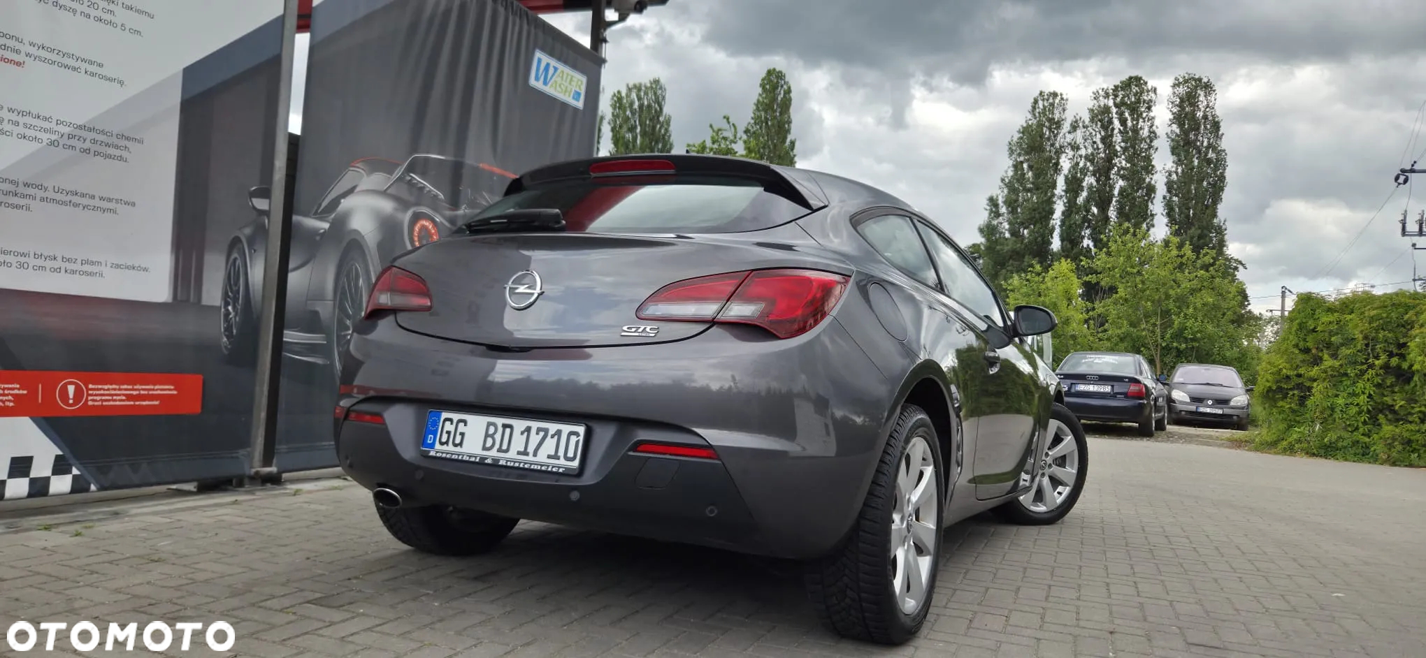 Opel Astra GTC 1.6 Turbo Innovation - 10