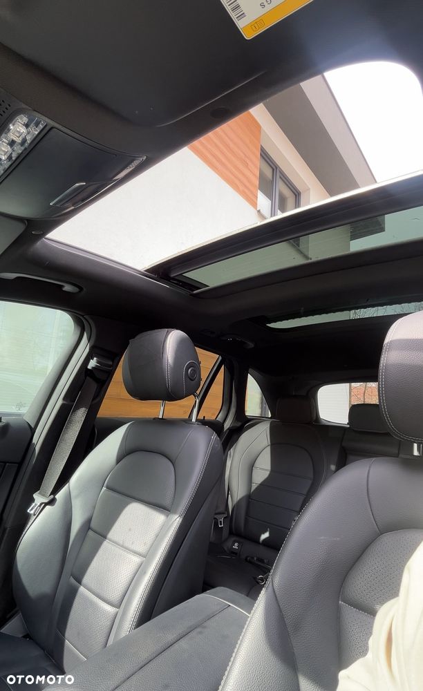 Mercedes-Benz GLC 300 4Matic 9G-TRONIC - 13