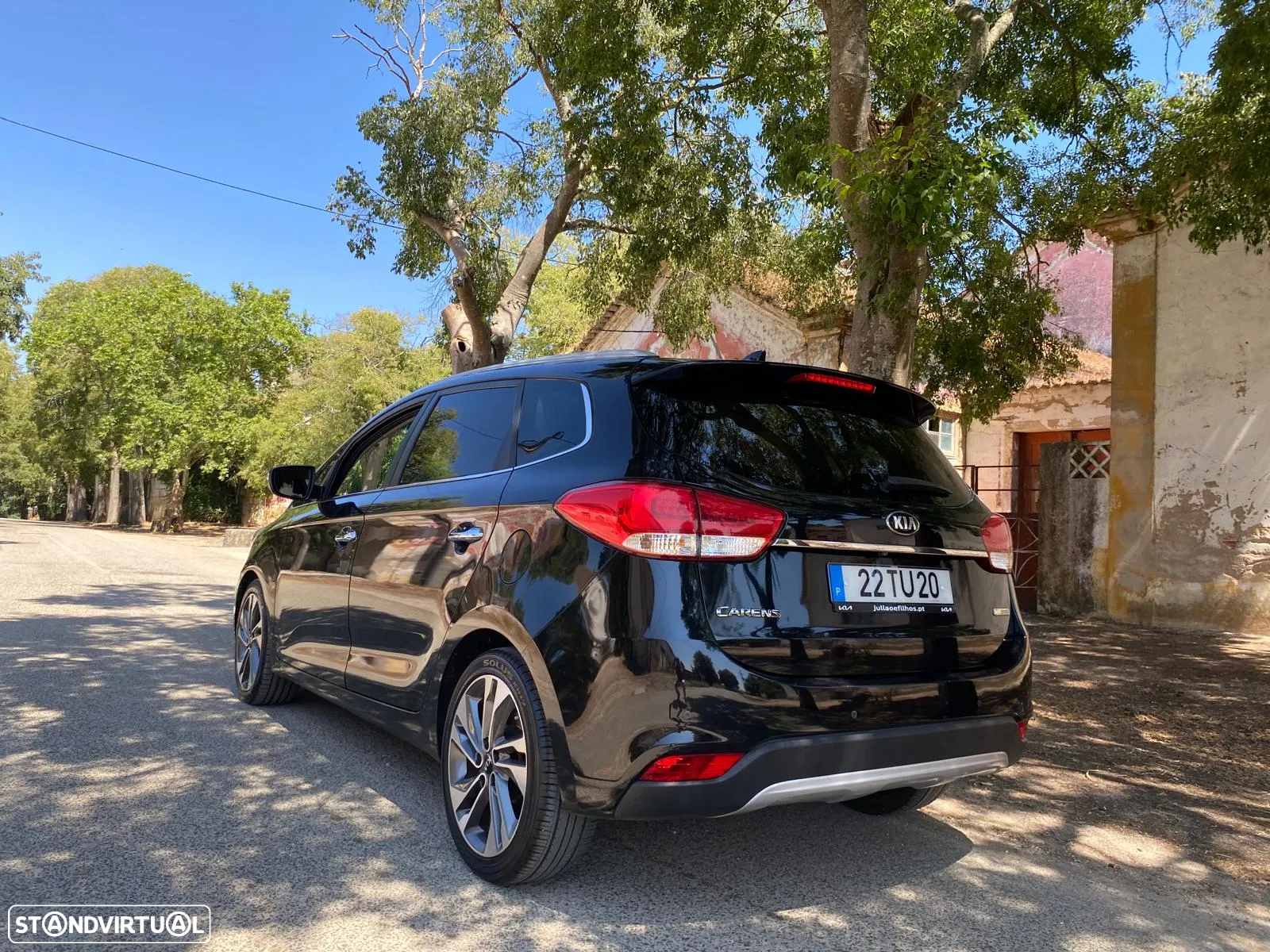 Kia Carens 1.7 CRDi ISG TX - 30