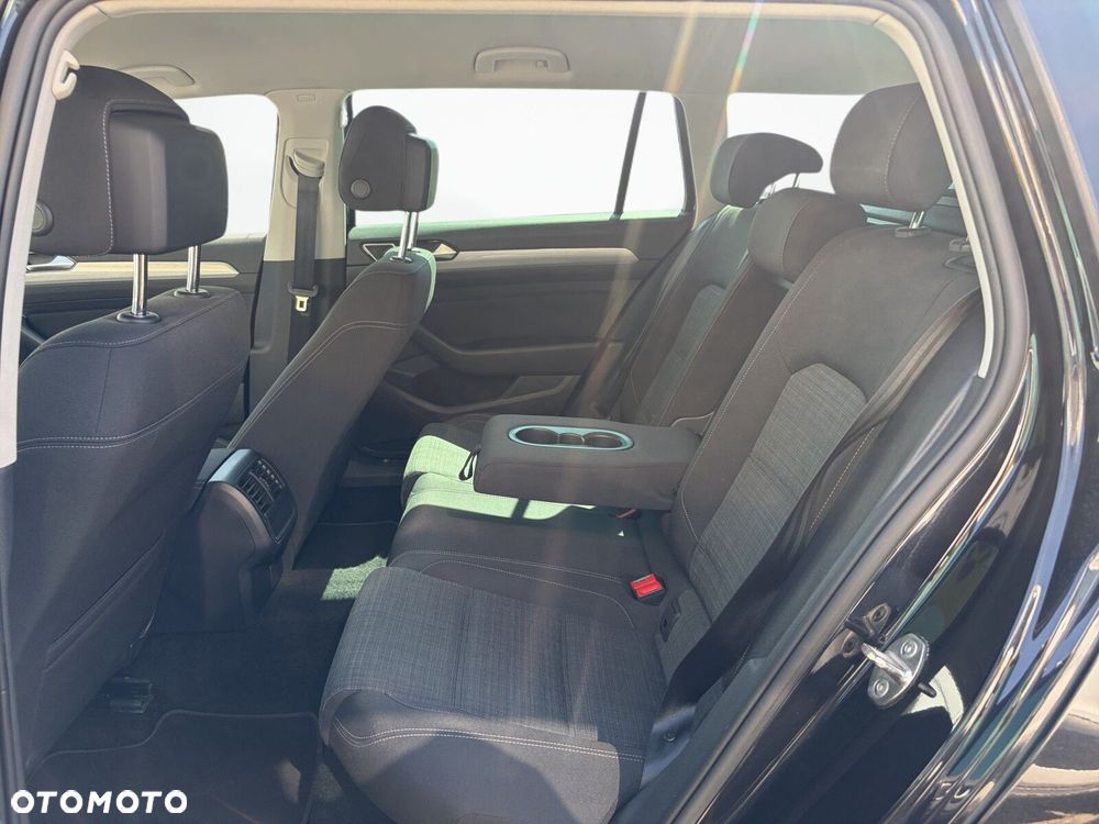 Volkswagen Passat Variant - 29