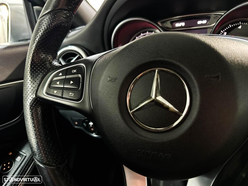 Mercedes-Benz CLA 200 d 4Matic 7G-DCT UrbanStyle Edition - 35