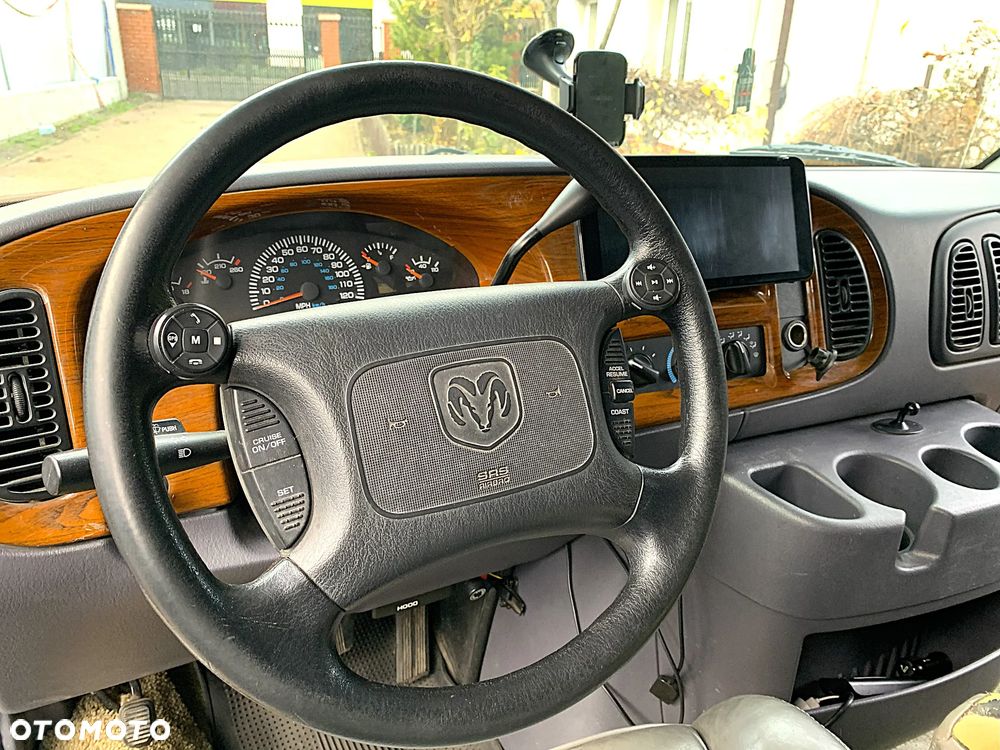 Dodge RAM - 27